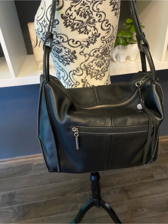 Le Sac Handbags - New Without Tags Le Sac Los Felix Black Leather Hobo Bag with Cross Body Strap